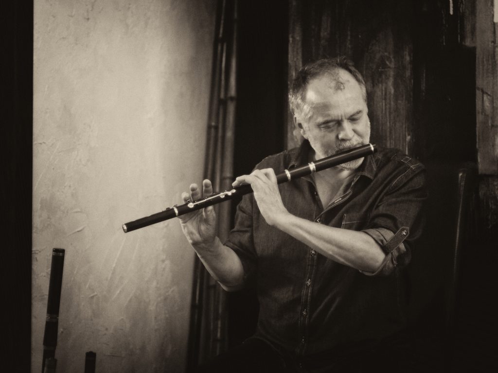 Concert solo Jean-Michel Veillon (avec Youenn Lange solo et Gilles Le Bigot solo) @ Ti Ar Vro Gwengamp